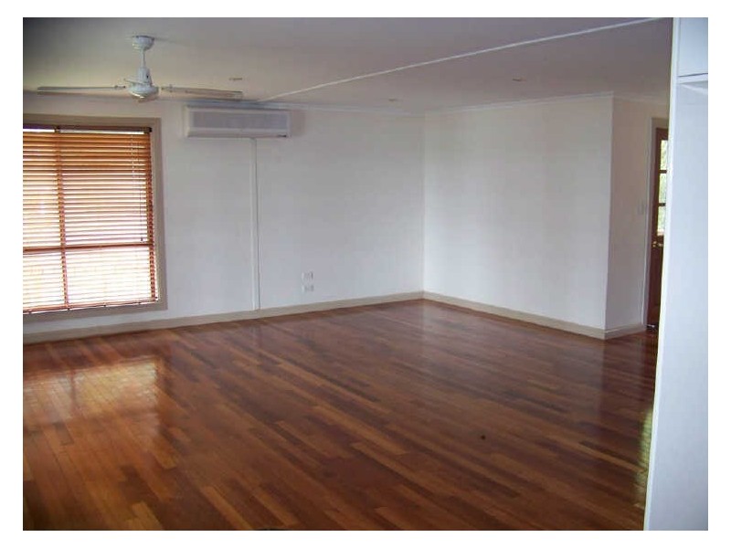 132 Western Road, Macleay Island QLD 4184