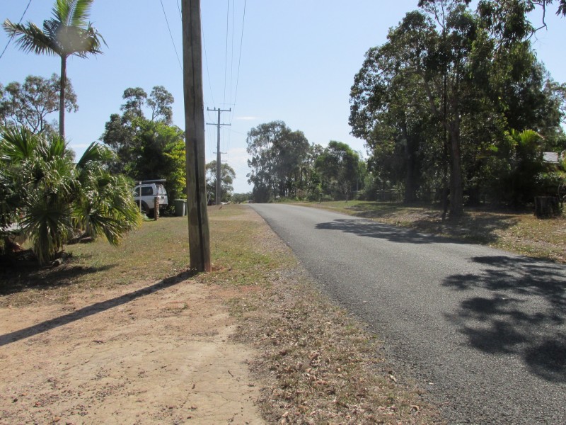 6 Calm Waters Crescent, Macleay Island QLD 4184