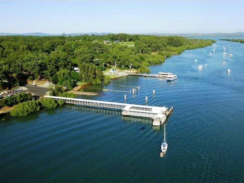 21 Canaipa Drive, Russell Island QLD 4184