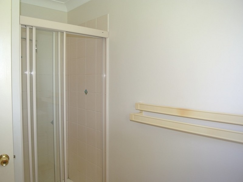 17 Jordan St, Macleay Island QLD 4184