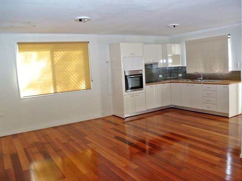 9 Aruma St, Macleay Island QLD 4184