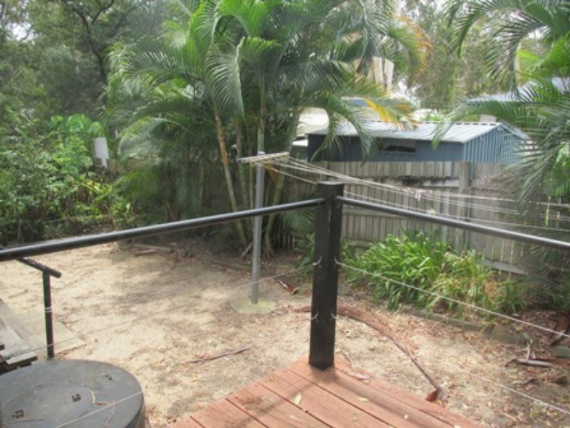 9 Aruma St, Macleay Island QLD 4184
