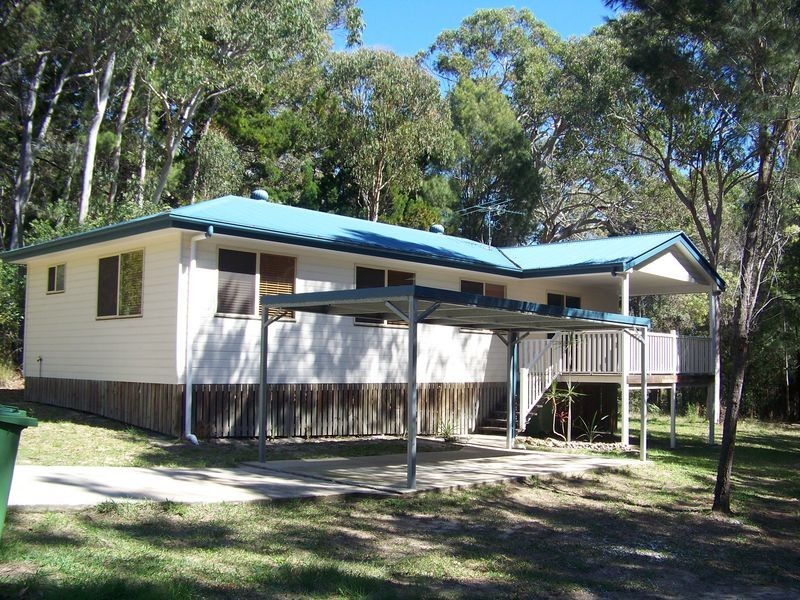 71 Kate St, Macleay Island QLD 4184