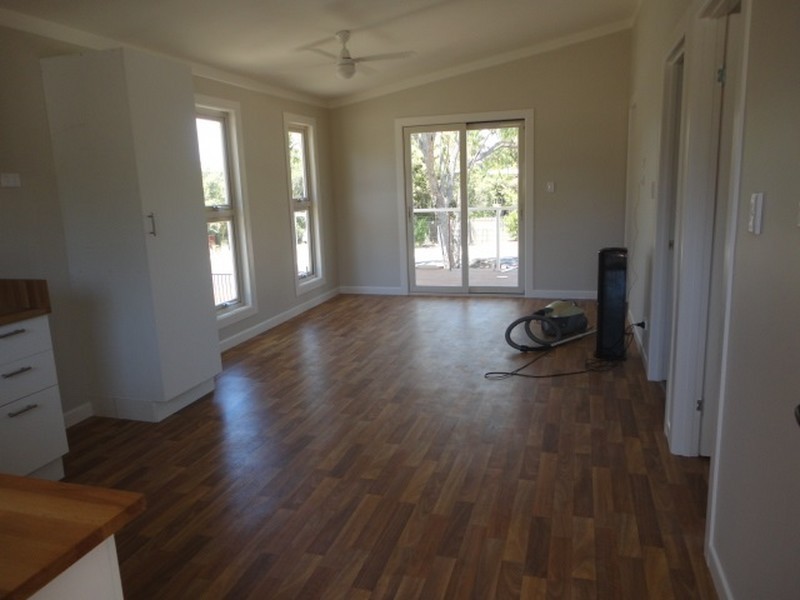 66 Eastbourne, Macleay Island QLD 4184