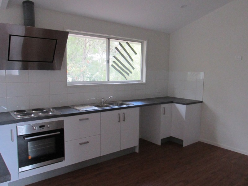 193 High Central Road, Macleay Island QLD 4184