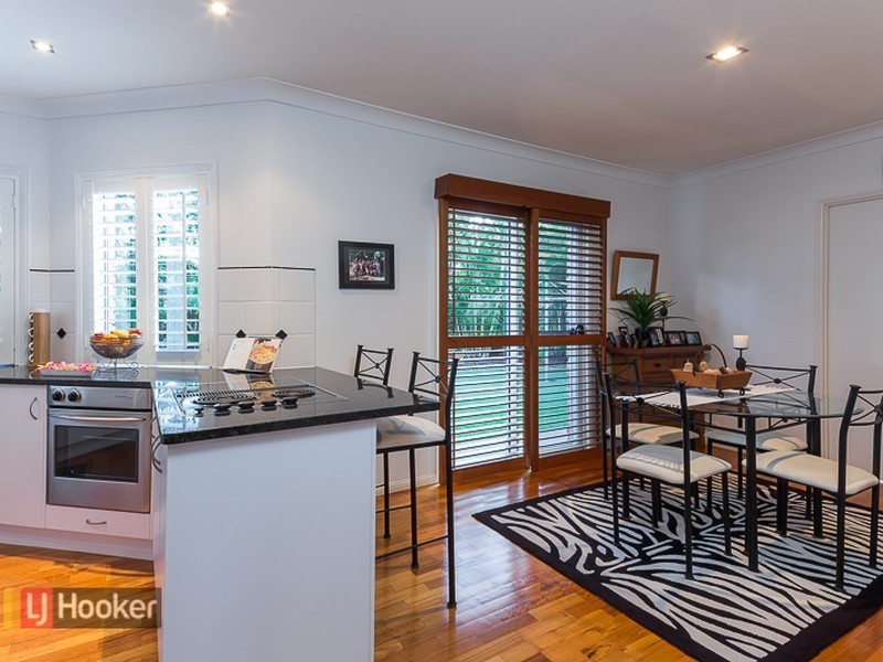 28 The Rampart, Redland Bay QLD 4165