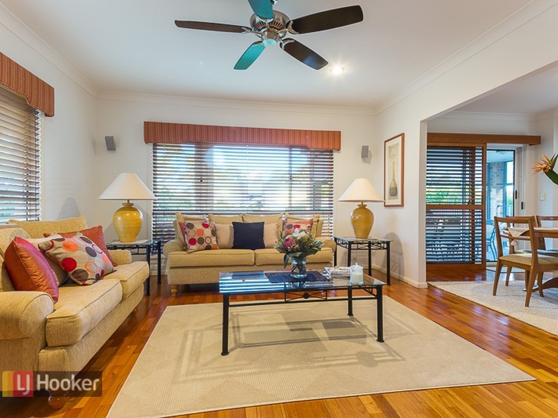 28 The Rampart, Redland Bay QLD 4165