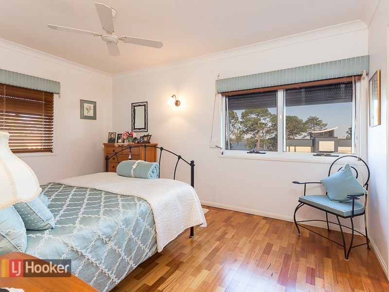 28 The Rampart, Redland Bay QLD 4165
