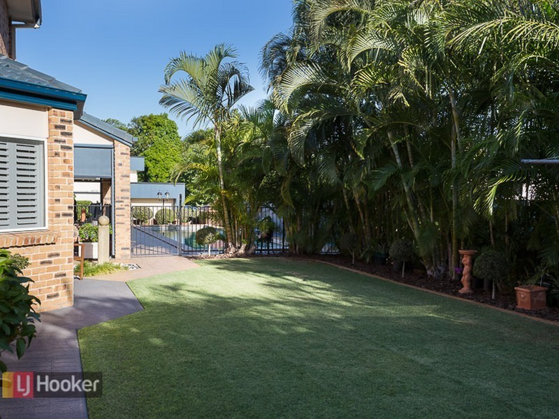 28 The Rampart, Redland Bay QLD 4165