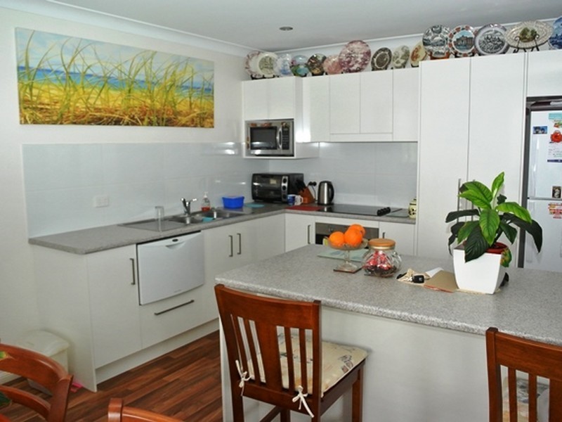 45 Lonicera Street, Macleay Island QLD 4184