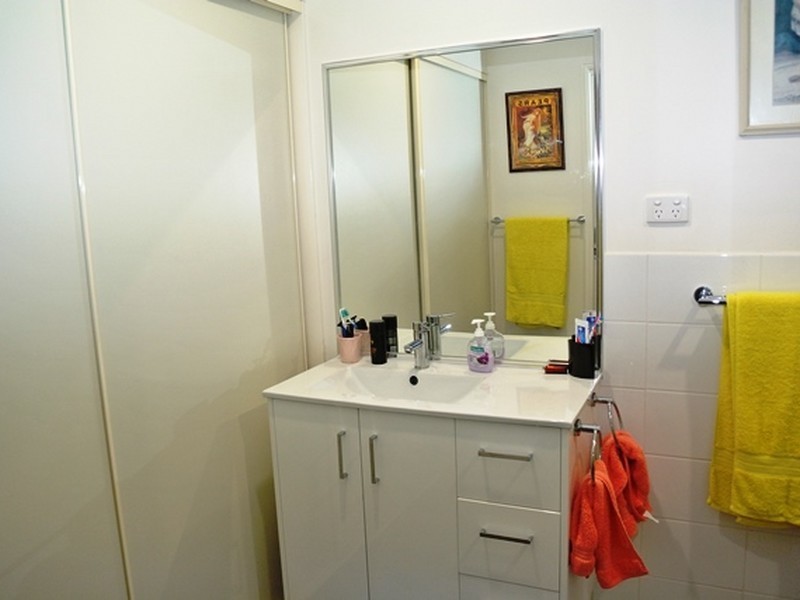 45 Lonicera Street, Macleay Island QLD 4184