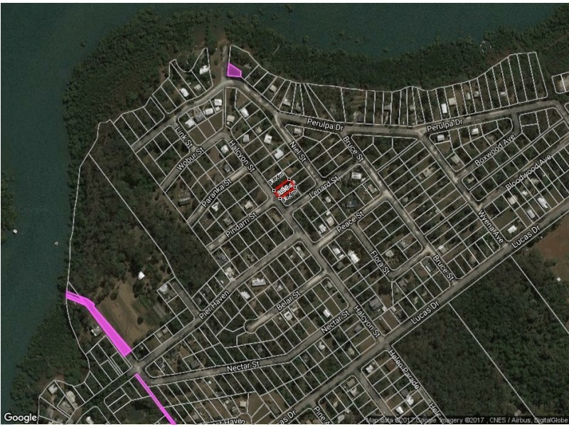 33 Halcyon Street, Lamb Island QLD 4184