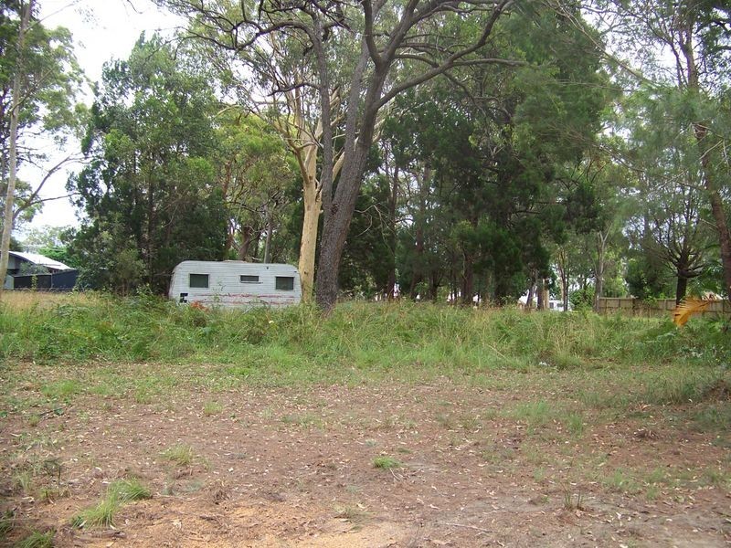21 President Tce, Macleay Island QLD 4184