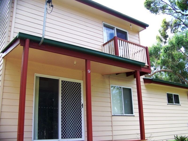 9-11 Barracoota Street, Macleay Island QLD 4184