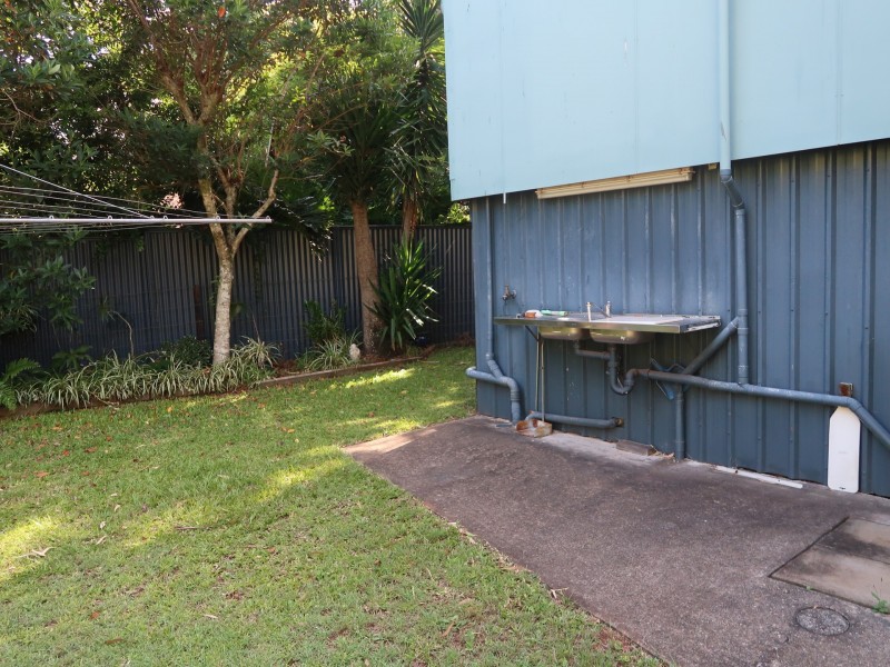 16 Noyes Parade, Karragarra Island QLD 4184