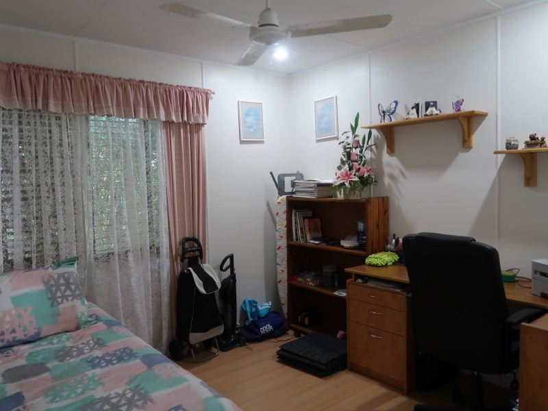 16 Noyes Parade, Karragarra Island QLD 4184