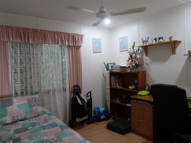 16 Noyes Parade, Karragarra Island QLD 4184