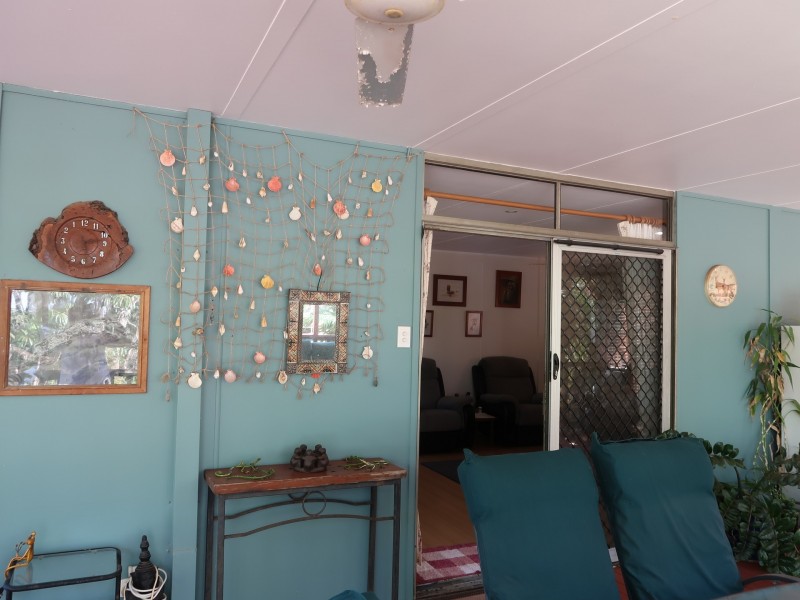 16 Noyes Parade, Karragarra Island QLD 4184