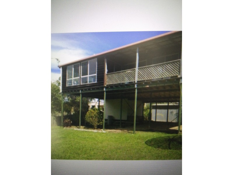 42 Francis Street, Macleay Island QLD 4184