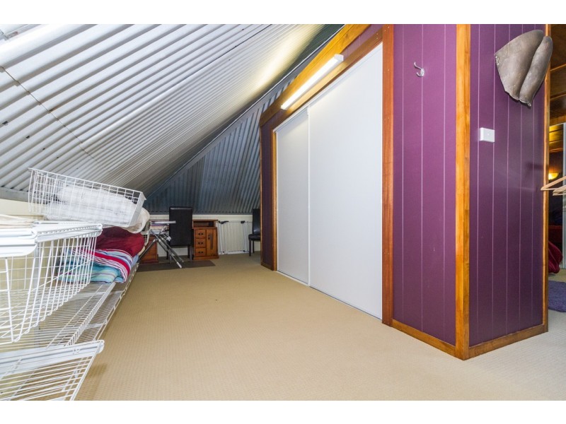 36 Kamar Street, Russell Island QLD 4184