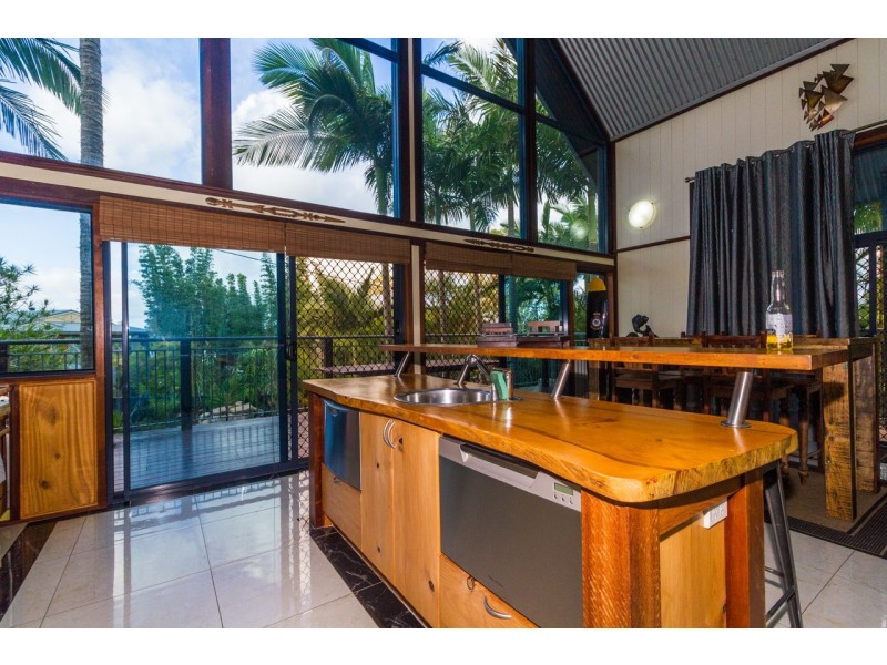 36 Kamar Street, Russell Island QLD 4184