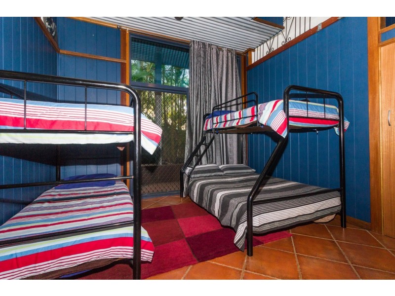 36 Kamar Street, Russell Island QLD 4184