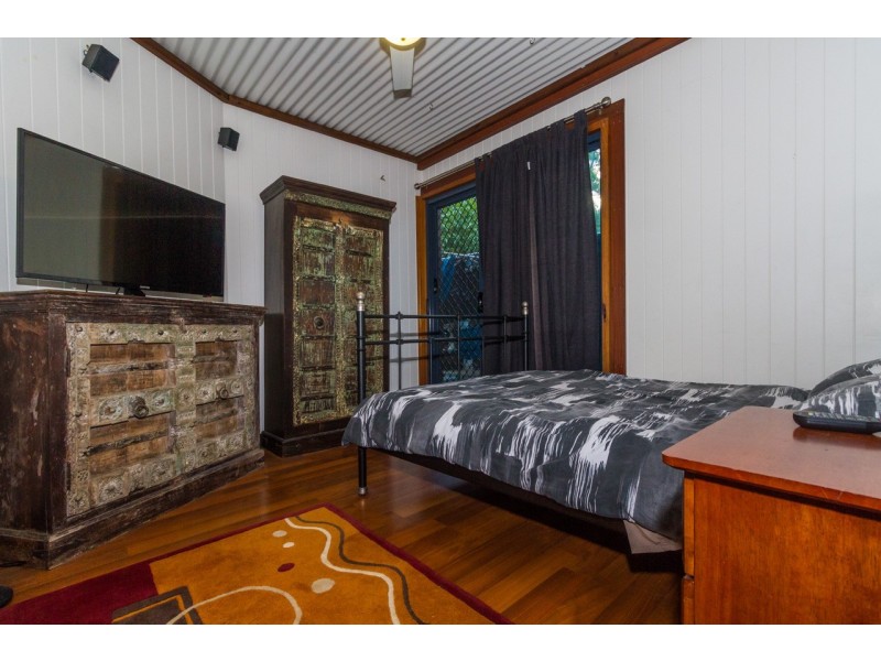 36 Kamar Street, Russell Island QLD 4184