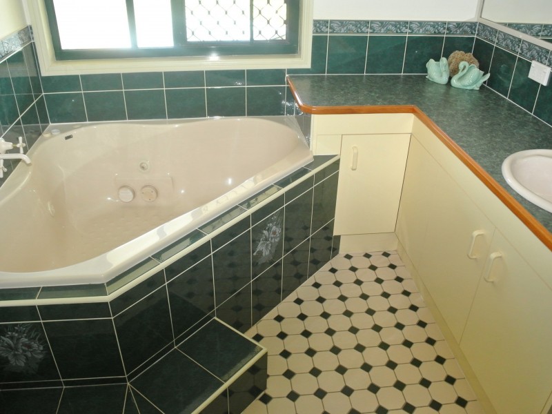 20 Kalara Street, Macleay Island QLD 4184