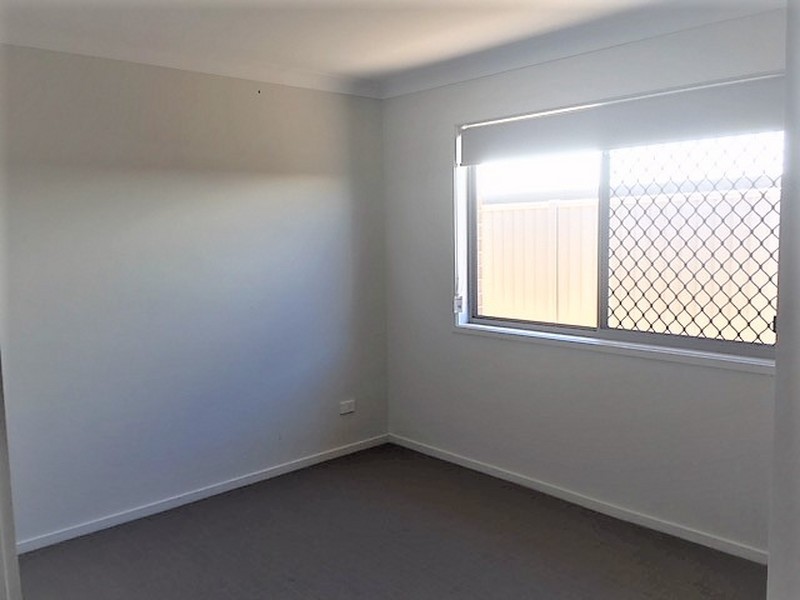 1 Willis Close, Redland Bay QLD 4165