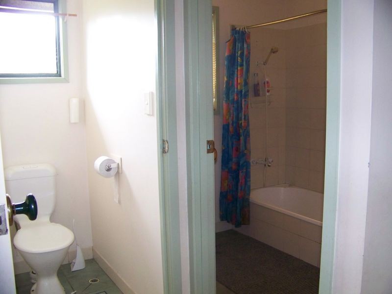 5 Hilda Crescent, Macleay Island QLD 4184