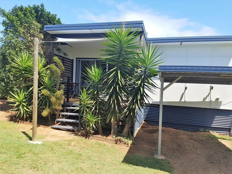 5 Granadilla Street, Macleay Island QLD 4184
