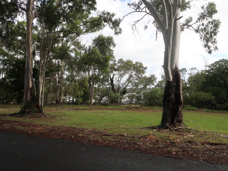 110 The Esplanade, Karragarra Island QLD 4184