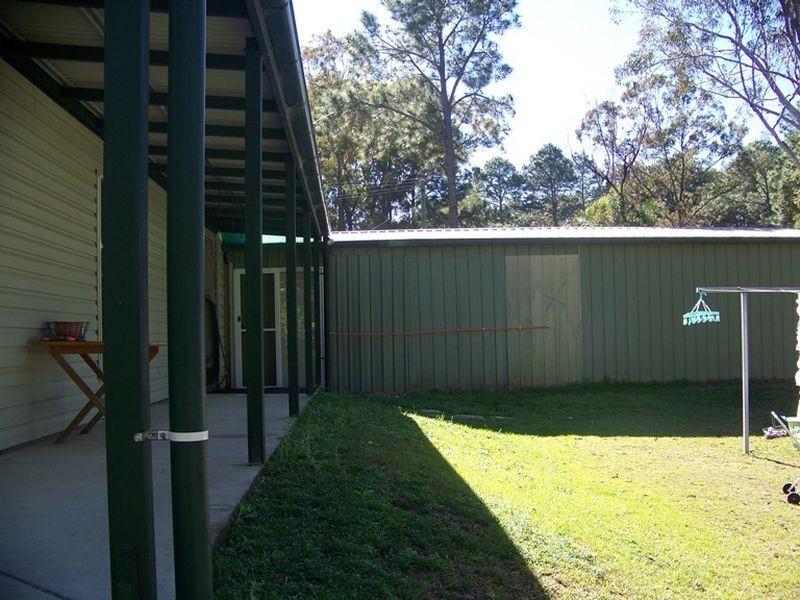 35 Nugent Street, Macleay Island QLD 4184