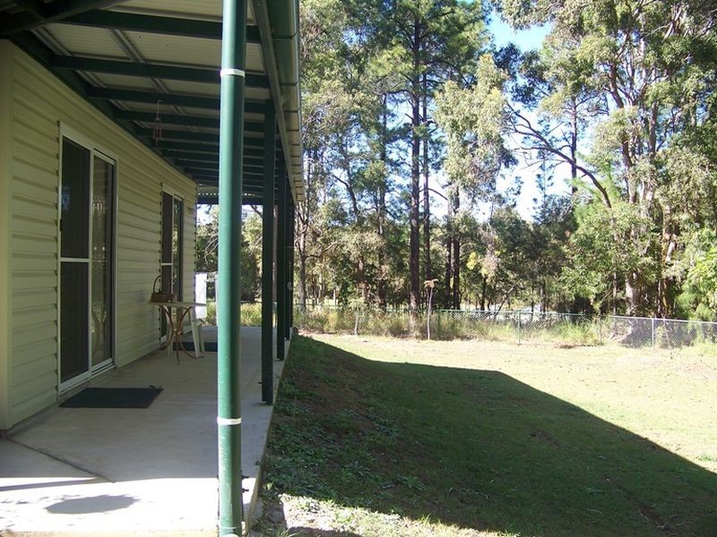 35 Nugent Street, Macleay Island QLD 4184