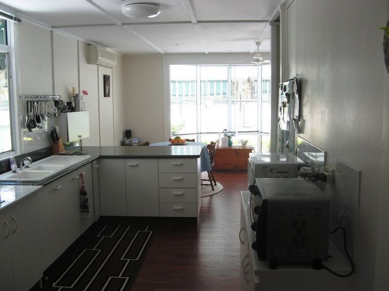 35 Nugent Street, Macleay Island QLD 4184