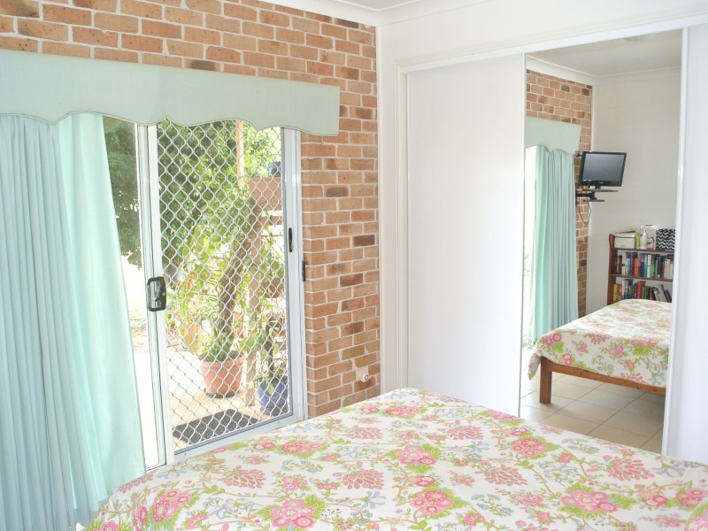 17 Curlew Street, Macleay Island QLD 4184