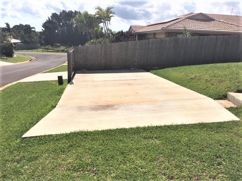 9 Cazna Court, Redland Bay QLD 4165