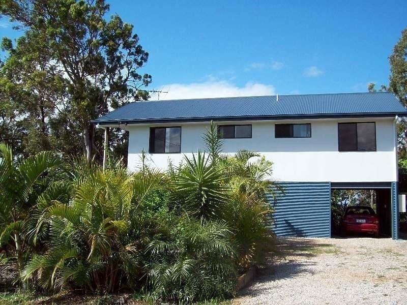36 Blue Water Crescent, Macleay Island QLD 4184