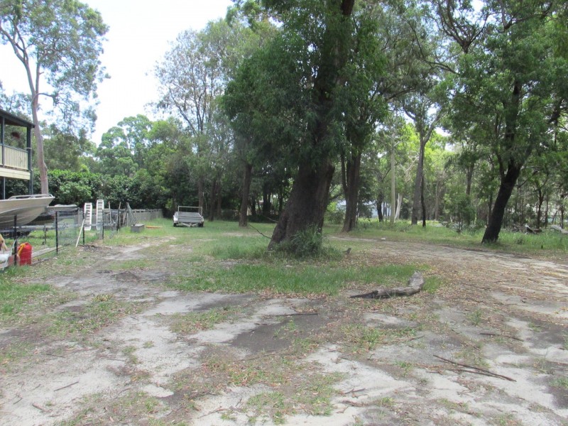 17 Kate Street, Macleay Island QLD 4184