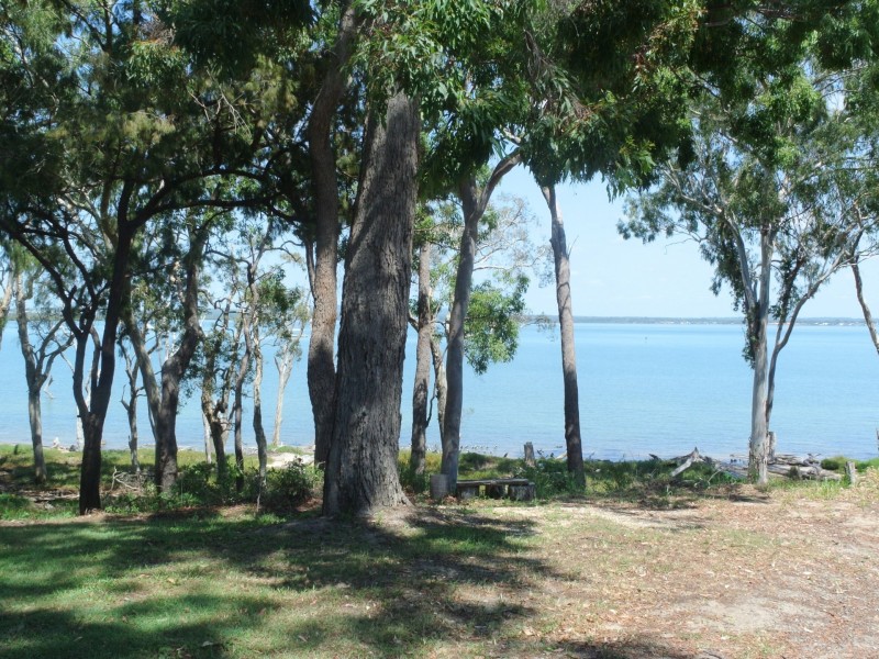 19 Benowa Street, Macleay Island QLD 4184