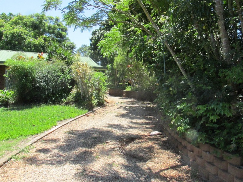 5 Eastbourne Terrace, Macleay Island QLD 4184