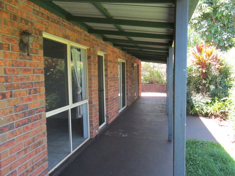 5 Eastbourne Terrace, Macleay Island QLD 4184