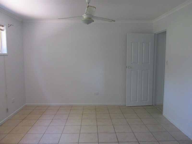 5 Eastbourne Terrace, Macleay Island QLD 4184