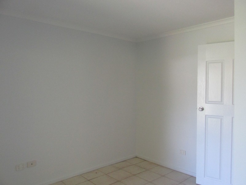 5 Eastbourne Terrace, Macleay Island QLD 4184