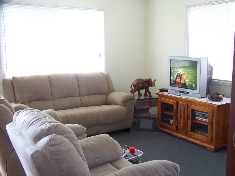 7 Koonwarra St, Macleay Island QLD 4184