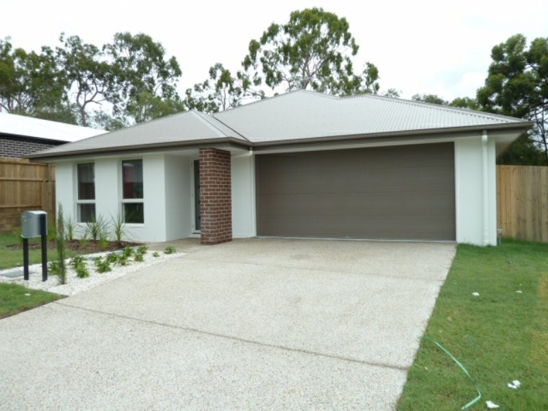 14 Woodhaven Close, Redland Bay QLD 4165