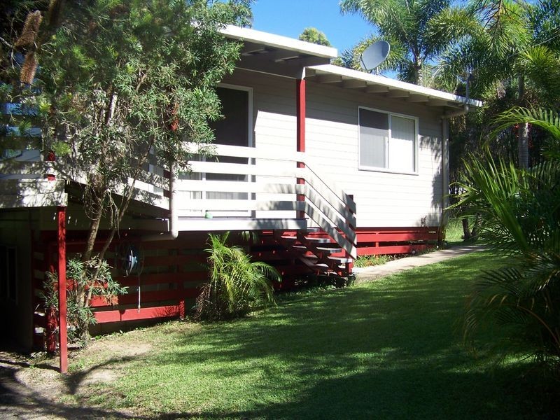 22 Ashton, Macleay Island QLD 4184