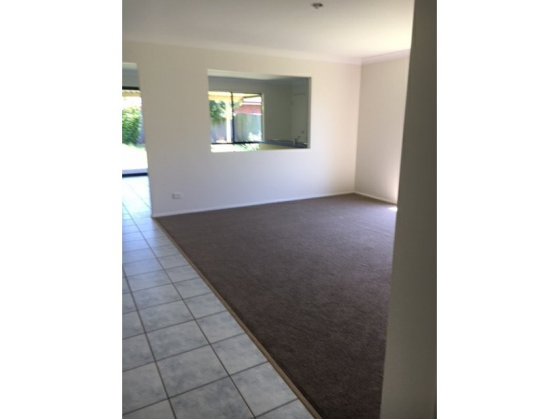 5 Gladebourne Crescent, Victoria Point QLD 4165