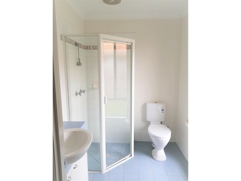 5 Gladebourne Crescent, Victoria Point QLD 4165