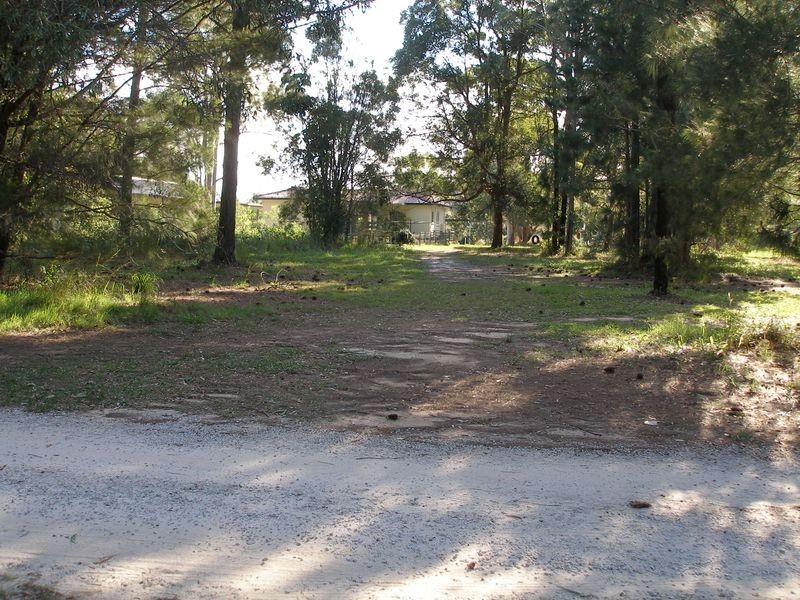 11 Kevin Street, Macleay Island QLD 4184